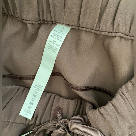 Lululemon On the Fly Skirt - Picture 5 of 5